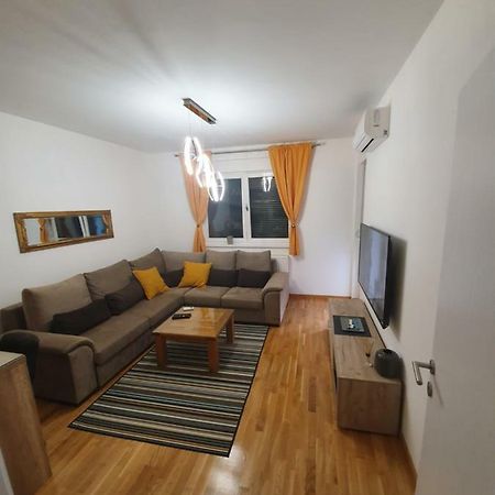 Apartman Lux Doboj Ngoại thất bức ảnh