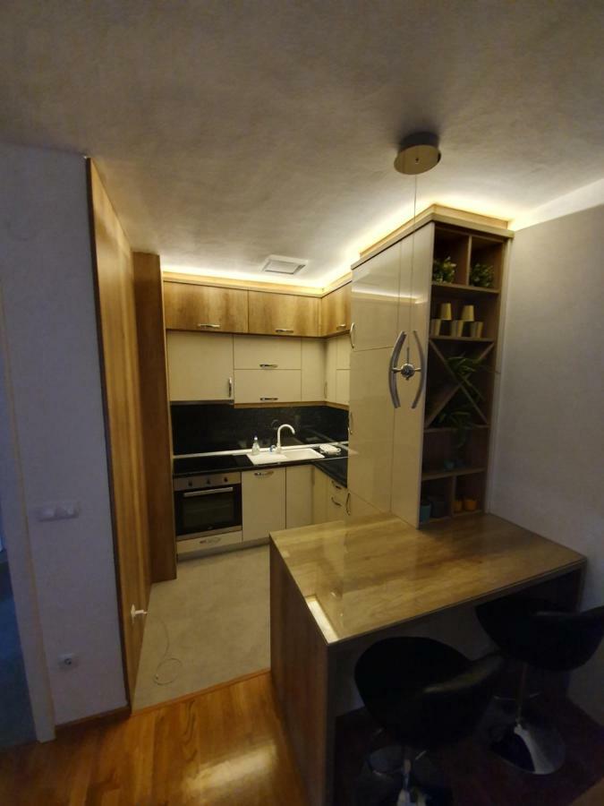 Apartman Lux Doboj Ngoại thất bức ảnh