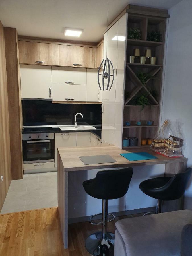Apartman Lux Doboj Ngoại thất bức ảnh