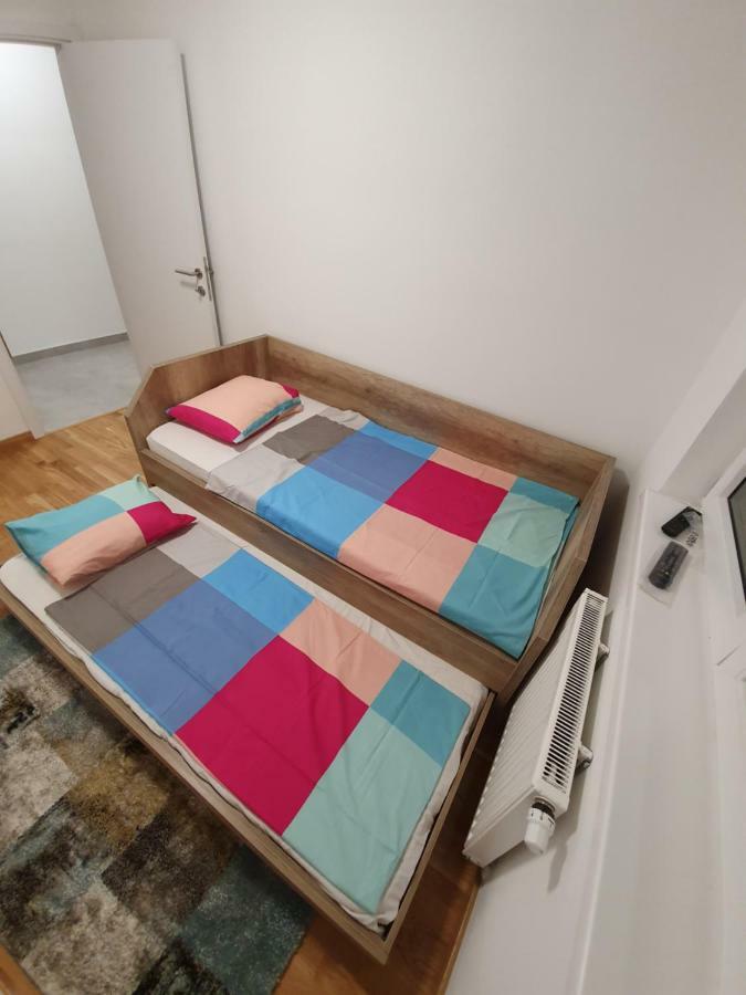 Apartman Lux Doboj Ngoại thất bức ảnh